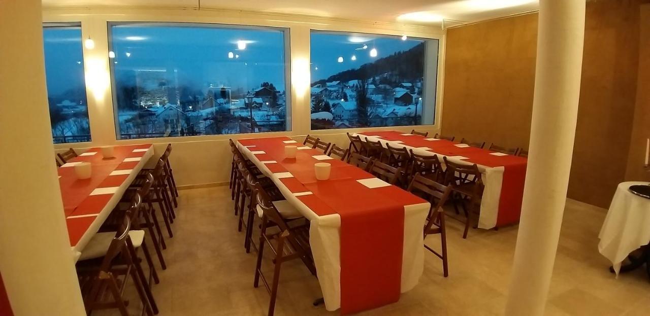 לינה וארוחת בוקר Obersaxen Atelier 67 מראה חיצוני תמונה